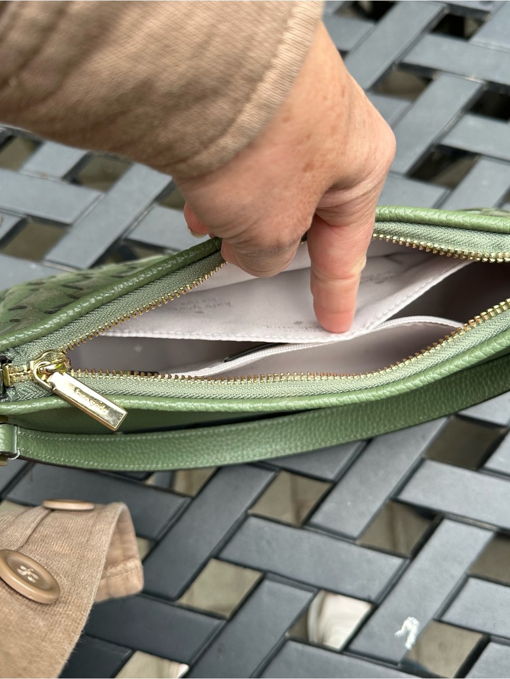 Kate Spade Green Kayla Small Convertible Woven Shoulder Bag - Picture 12 of 14